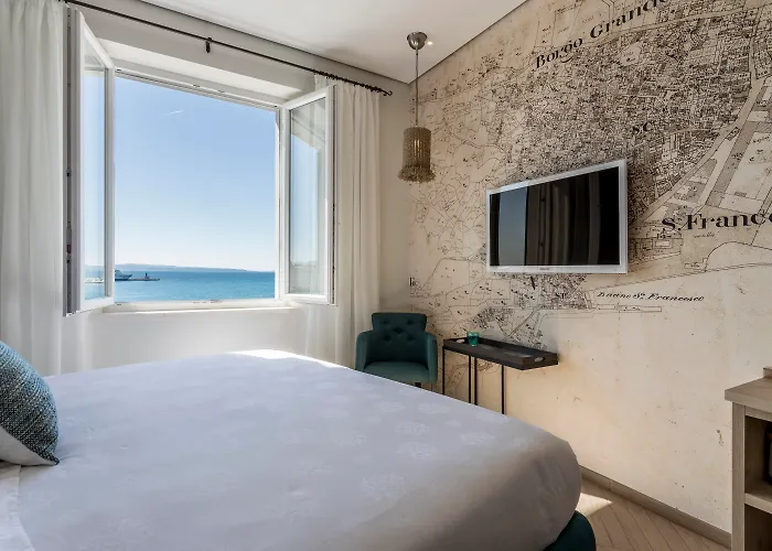 Seaview Luxury Retreat